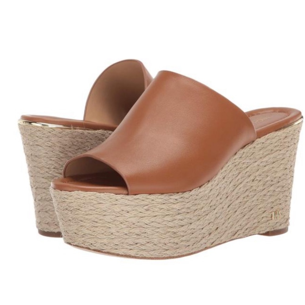 NWOB Michael Kors Cunningham Brown Wedges
